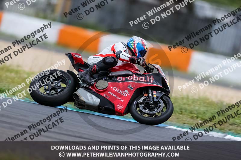 estoril;event digital images;motorbikes;no limits;peter wileman photography;portugal;trackday;trackday digital images